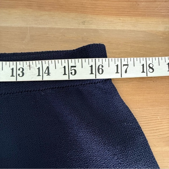St John Basics Long Navy Blue Knit Skirt Back Slit Size 16 - Picture 3 of 7